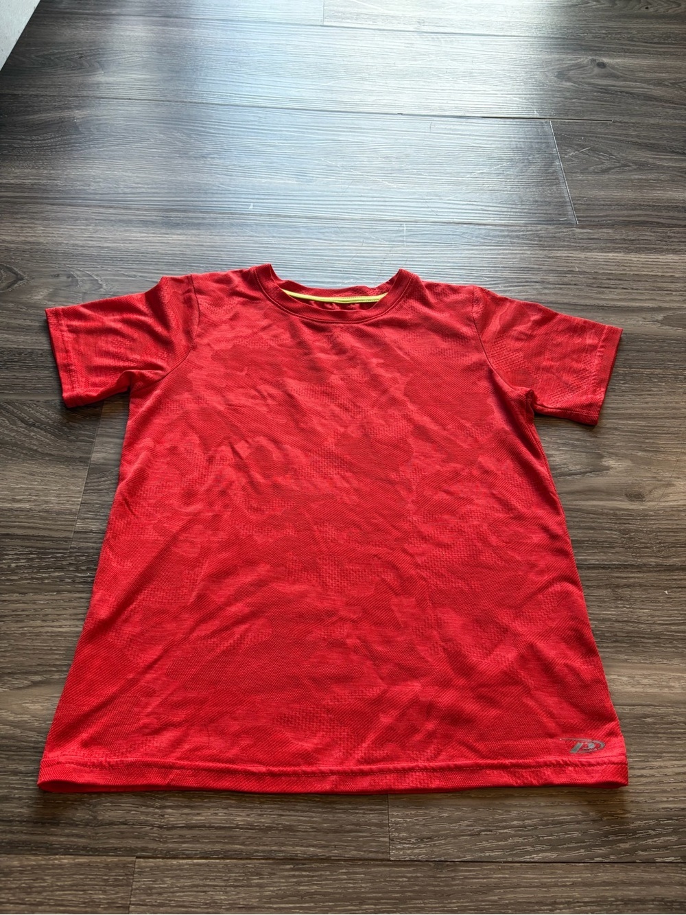 Pro Player Red Athletic Crew Neck Tee with Yellow Accent